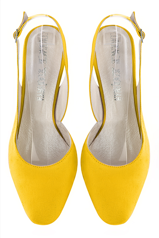 Yellow women's slingback shoes. Round toe. High kitten heels. Top view - Florence KOOIJMAN